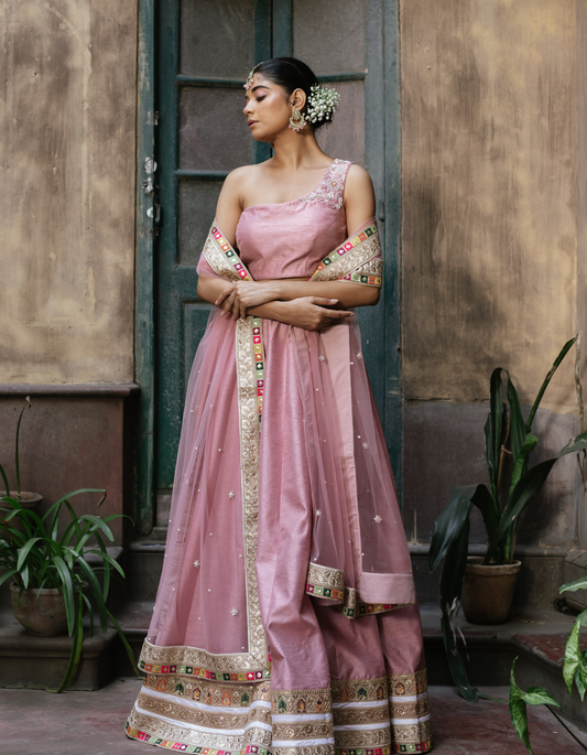 Dusky Pink Signiture Lehenga